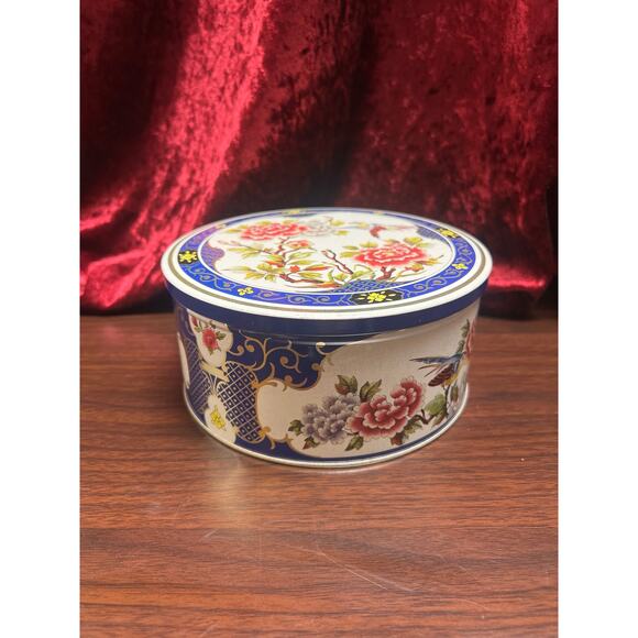 Vintage Kitchen Tea Tin Bluebird In Flower Bush Tin Box Company of America 1987 - Picture 2 of 8